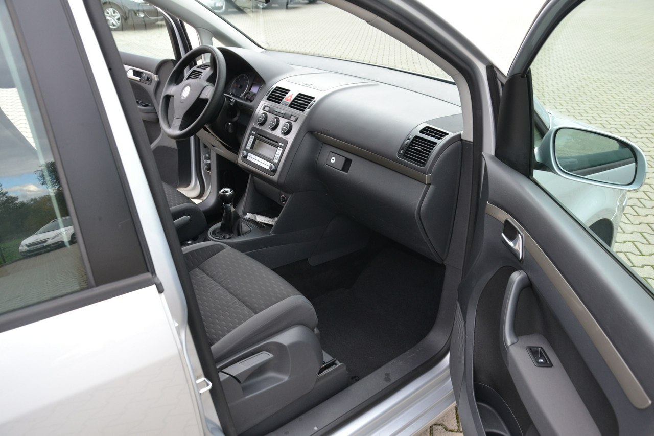 Volkswagen Touran - obrazek 22