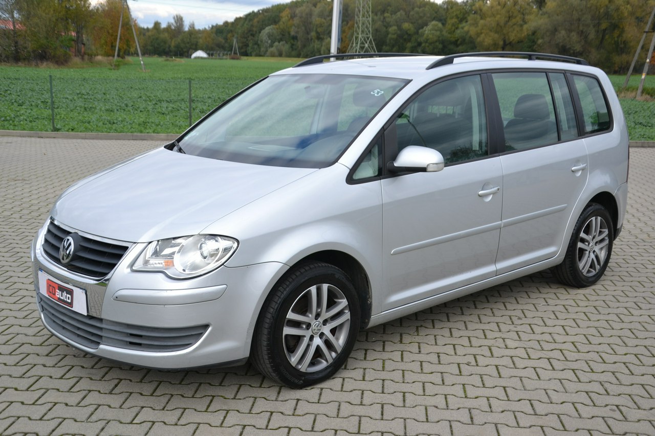 Volkswagen Touran - obrazek 3