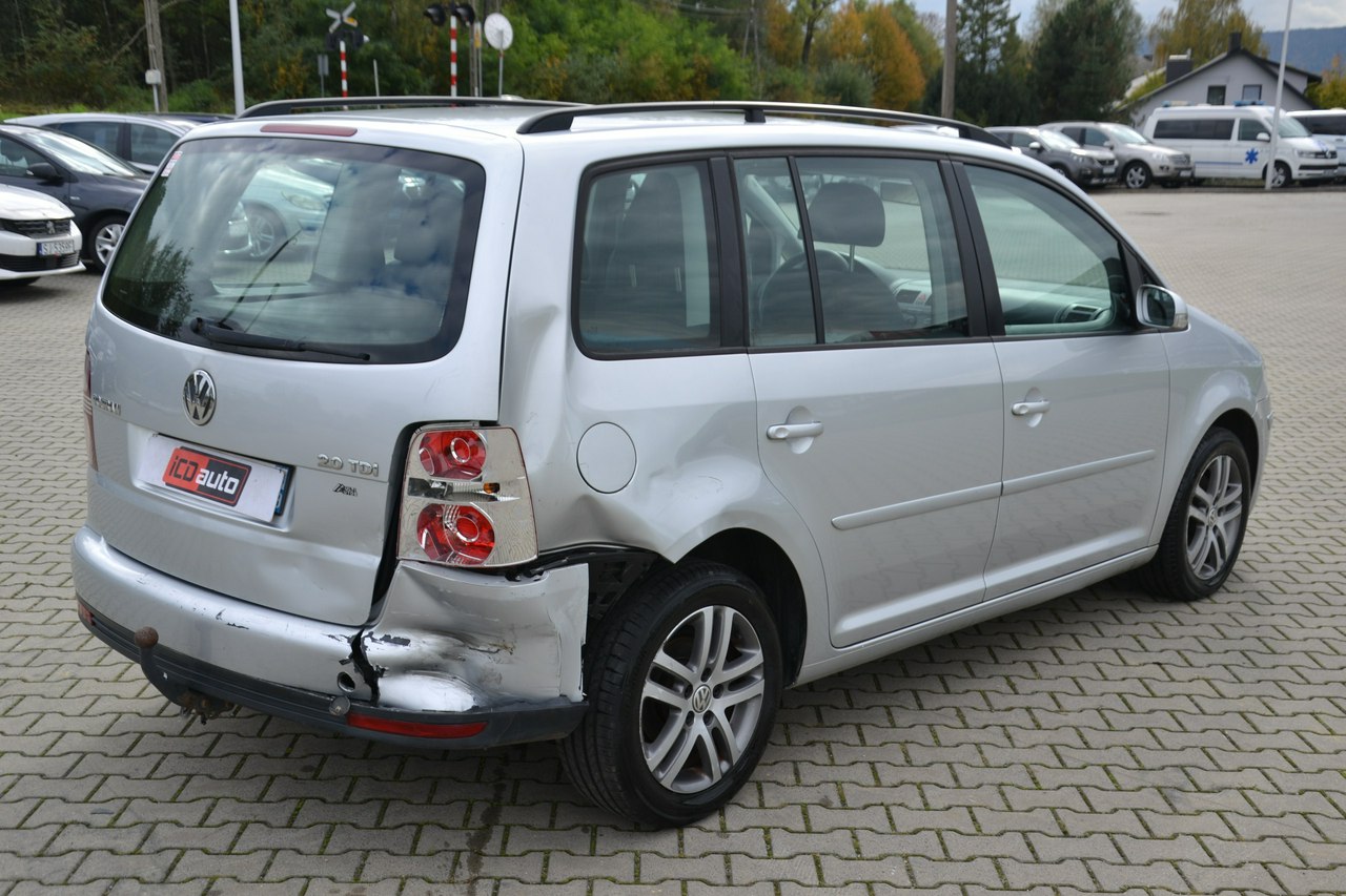 Volkswagen Touran - obrazek 7