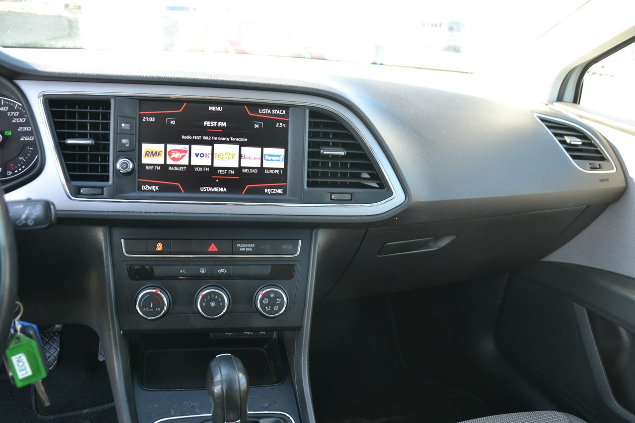 Seat Leon - obrazek 11
