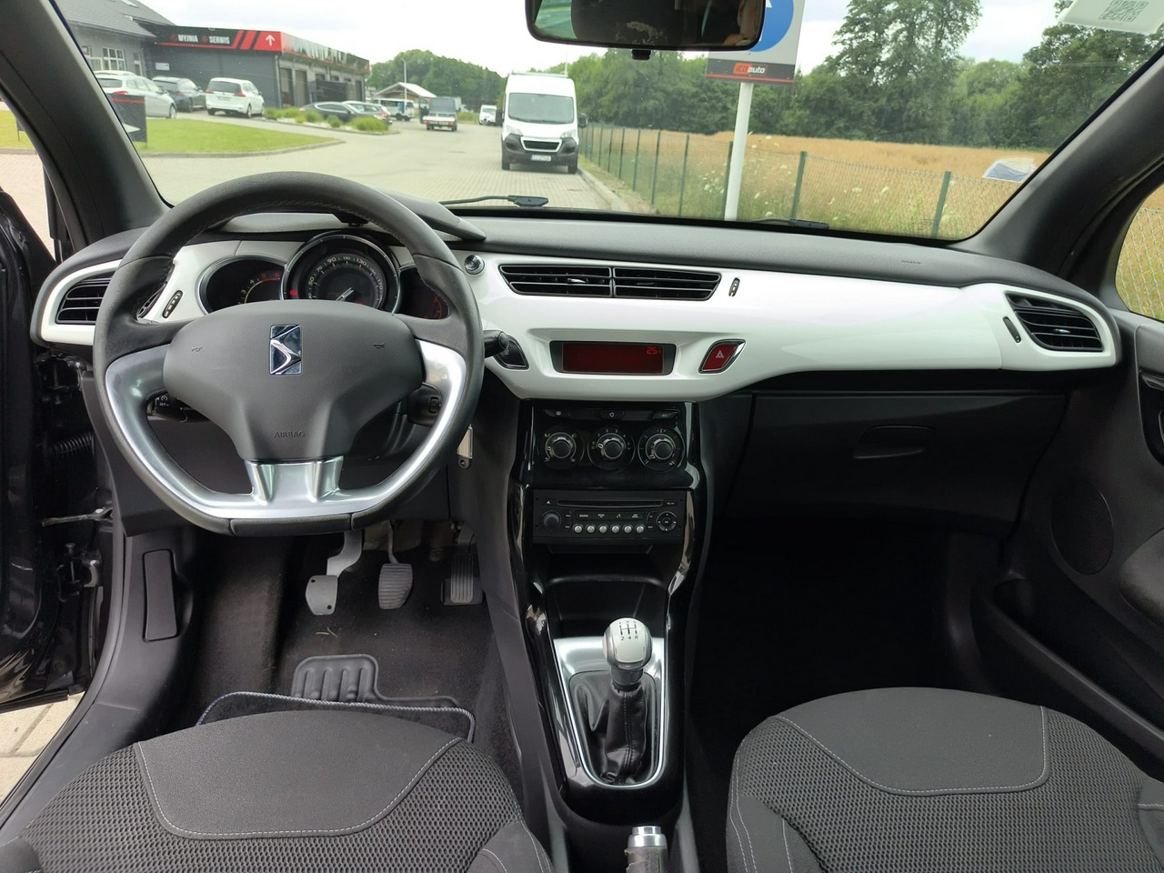 Citroen DS3 - obrazek 12