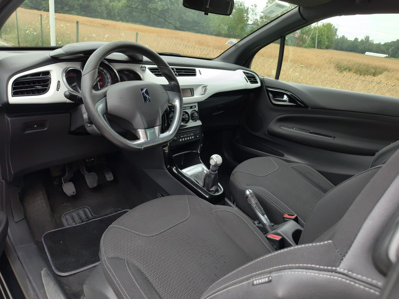 Citroen DS3 - obrazek 8
