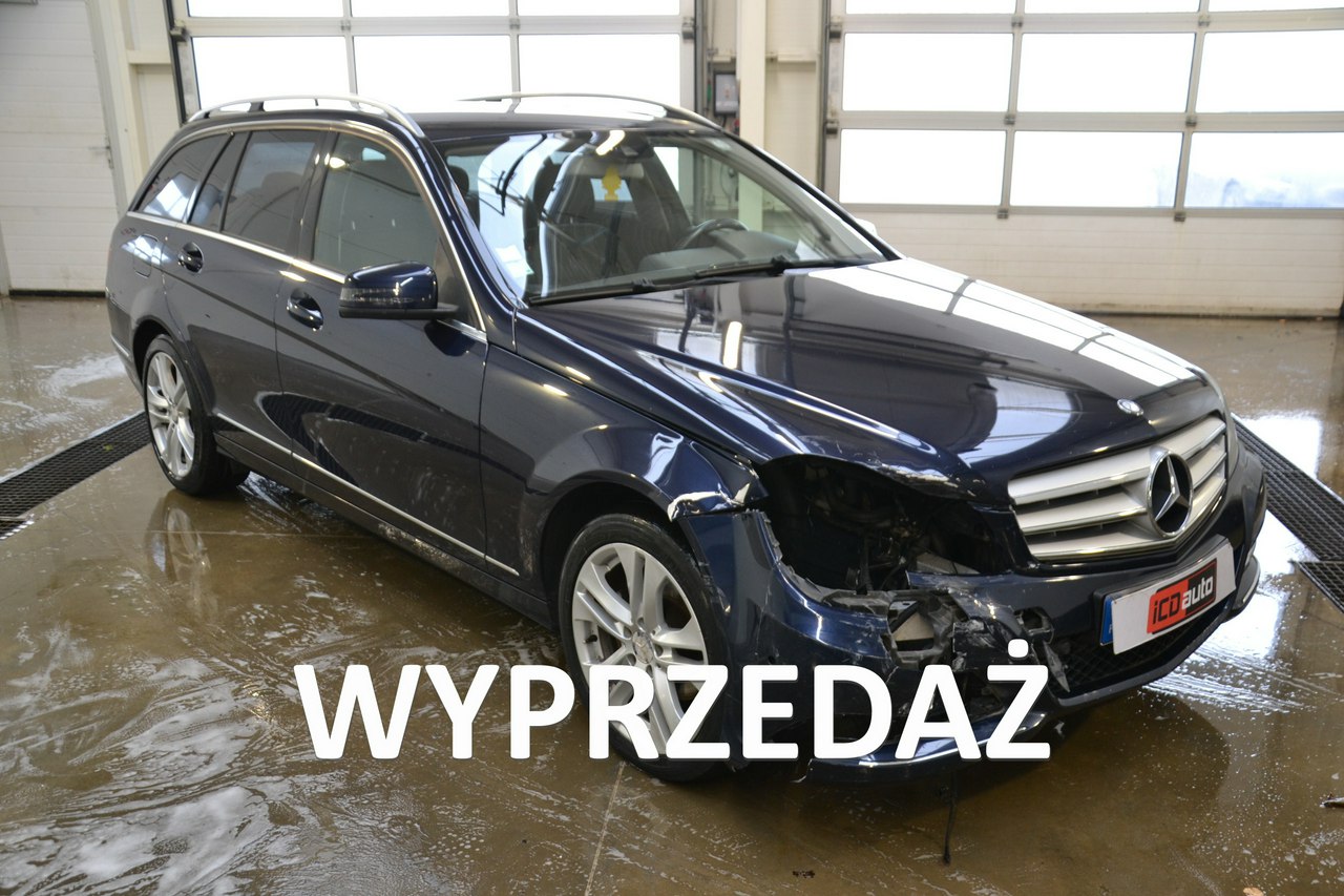 Mercedes C 200