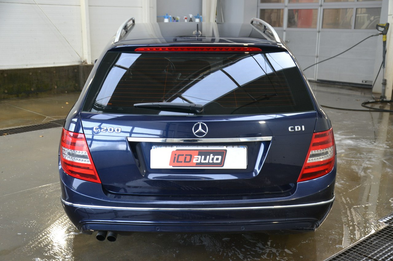 Mercedes C 200 - obrazek 6