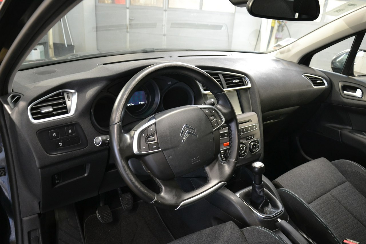 Citroen C4 - obrazek 16