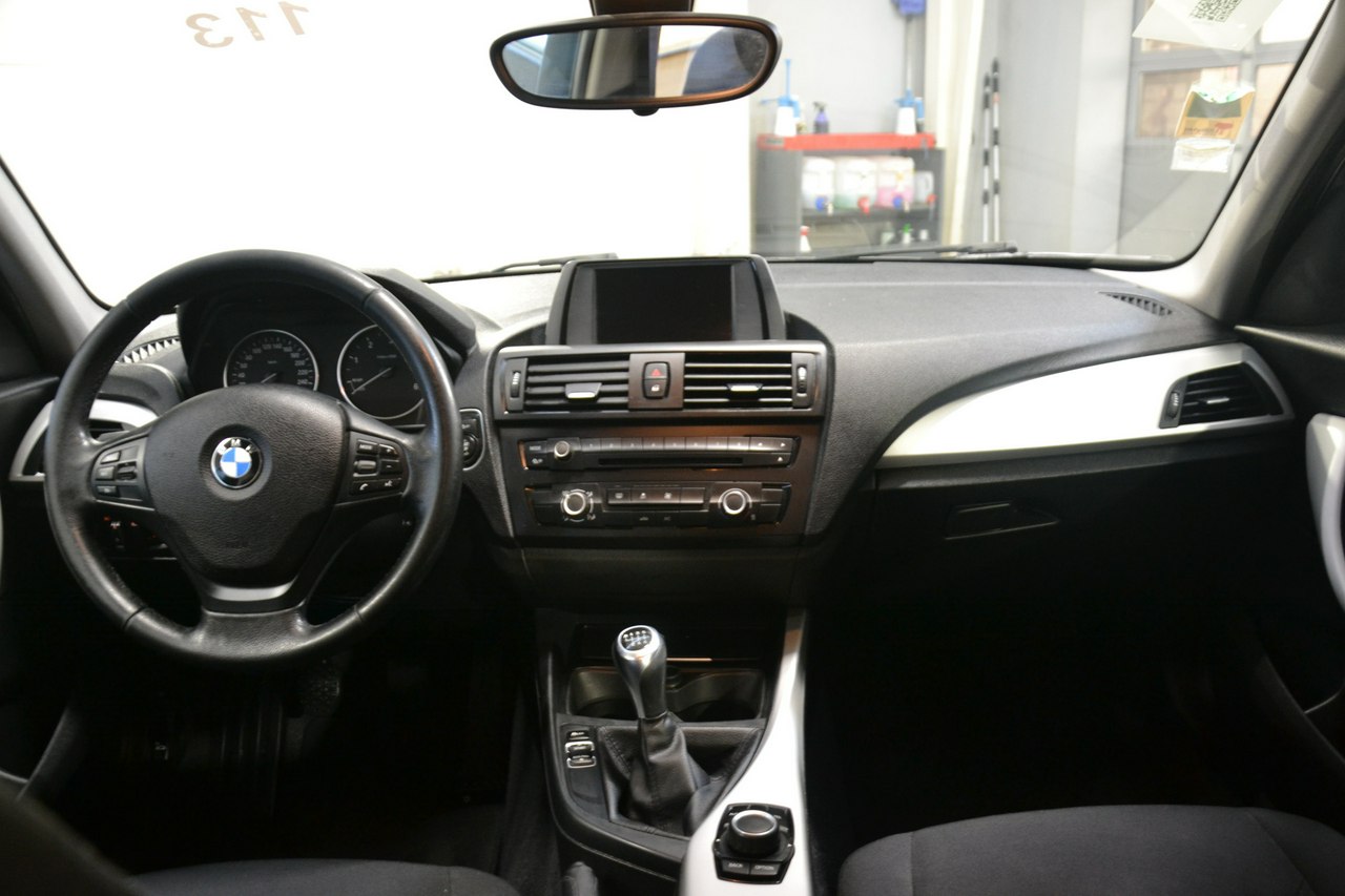 BMW 116 - obrazek 11