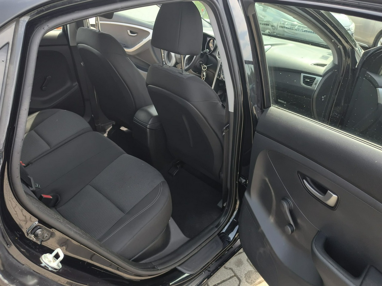 Hyundai i30 - obrazek 15
