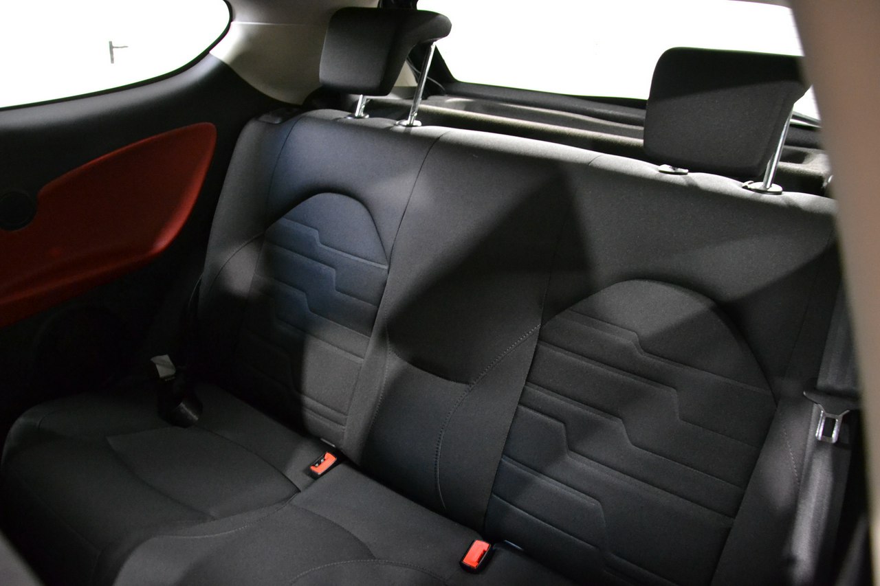 Alfa Romeo Mito - obrazek 17