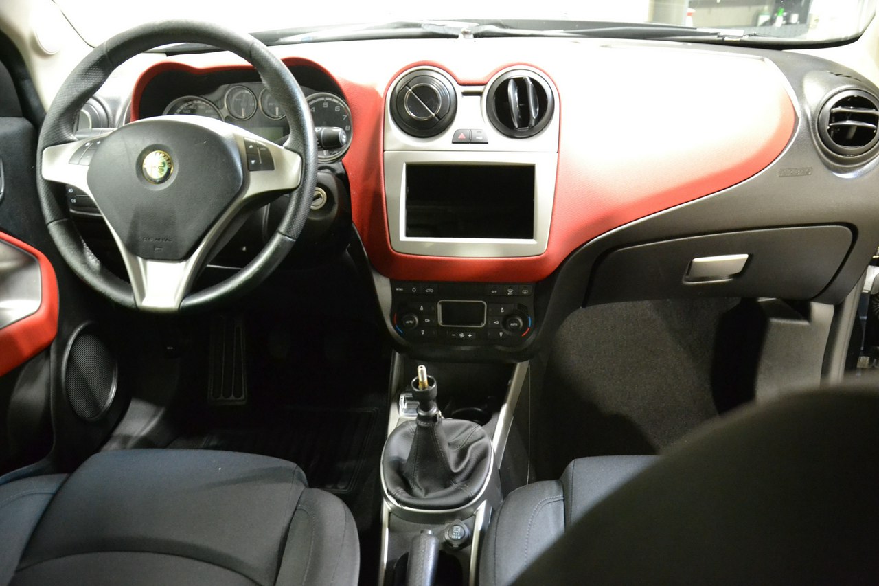 Alfa Romeo Mito - obrazek 14