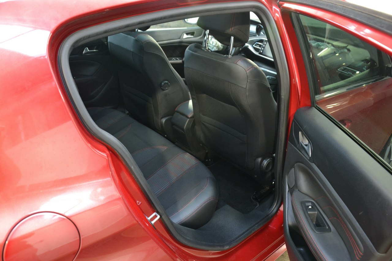 Peugeot 308 - obrazek 15