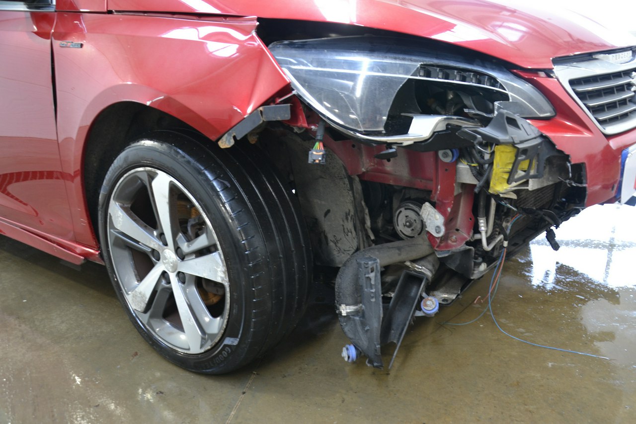 Peugeot 308 - obrazek 18