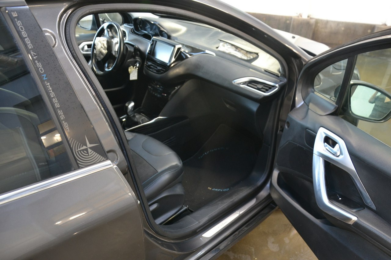 Peugeot 2008 - obrazek 14