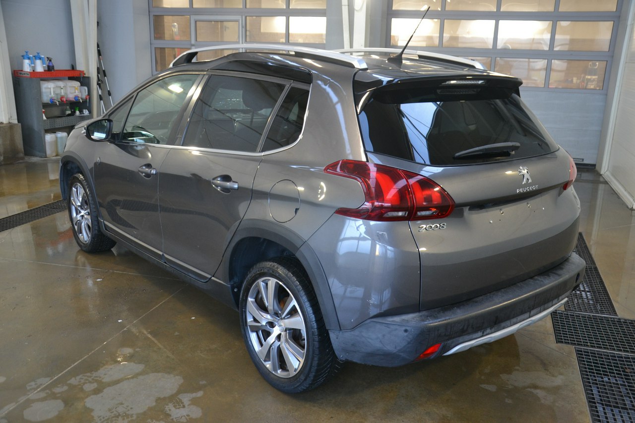 Peugeot 2008 - obrazek 5