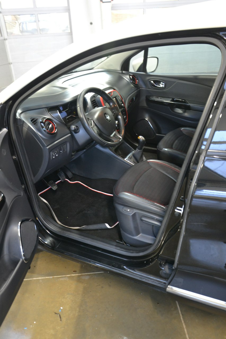 Renault Captur - obrazek 16