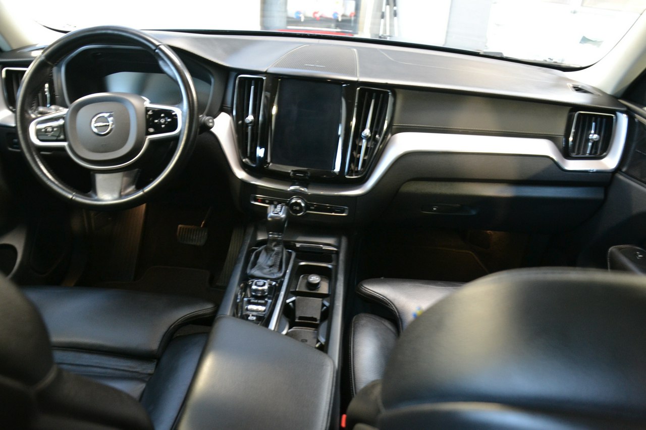 Volvo XC 60 - obrazek 12