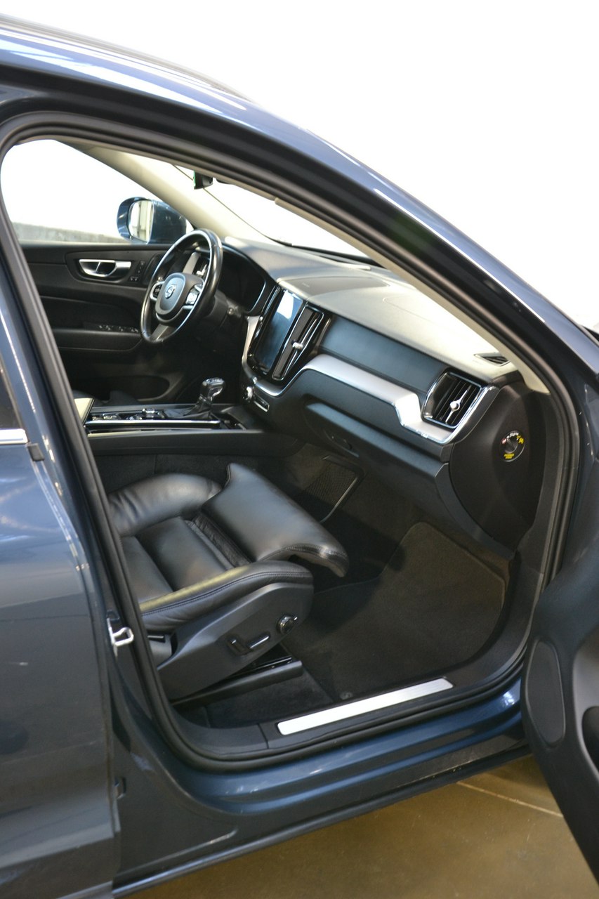 Volvo XC 60 - obrazek 14