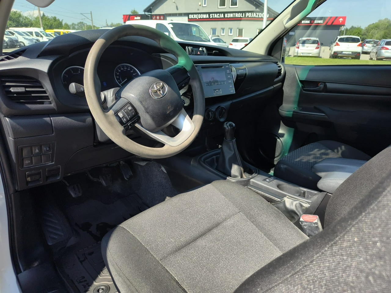 Toyota Hilux - obrazek 10