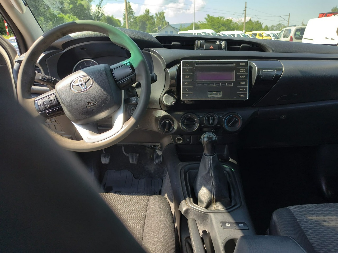 Toyota Hilux - obrazek 11
