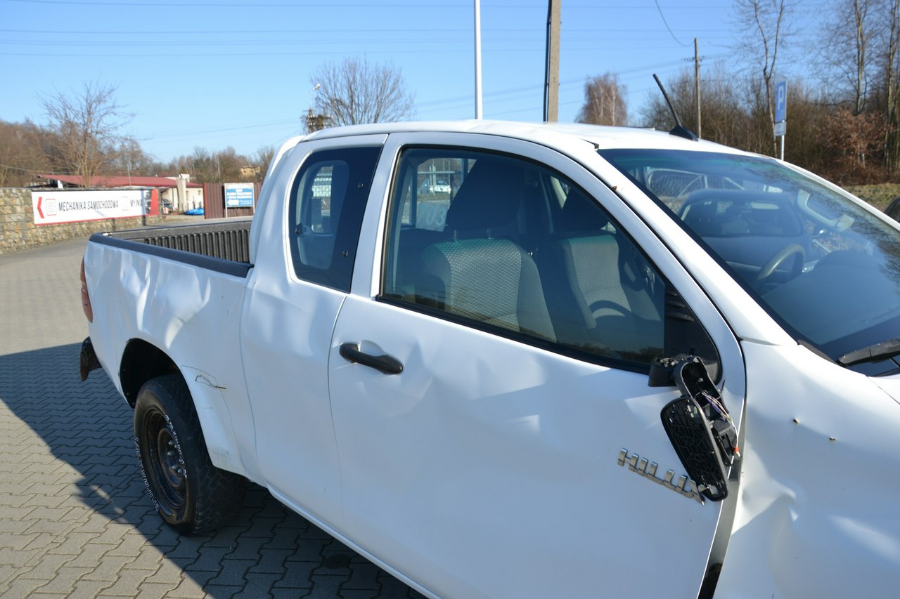 Toyota Hilux - obrazek 10