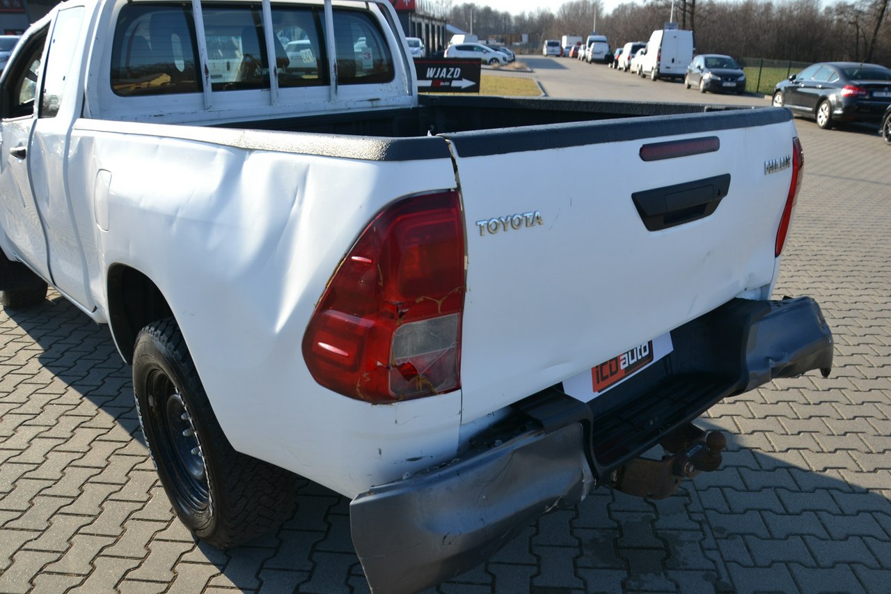 Toyota Hilux - obrazek 16