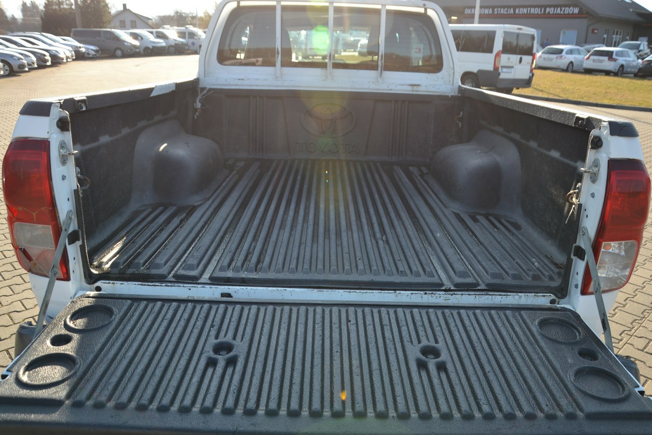 Toyota Hilux - obrazek 18