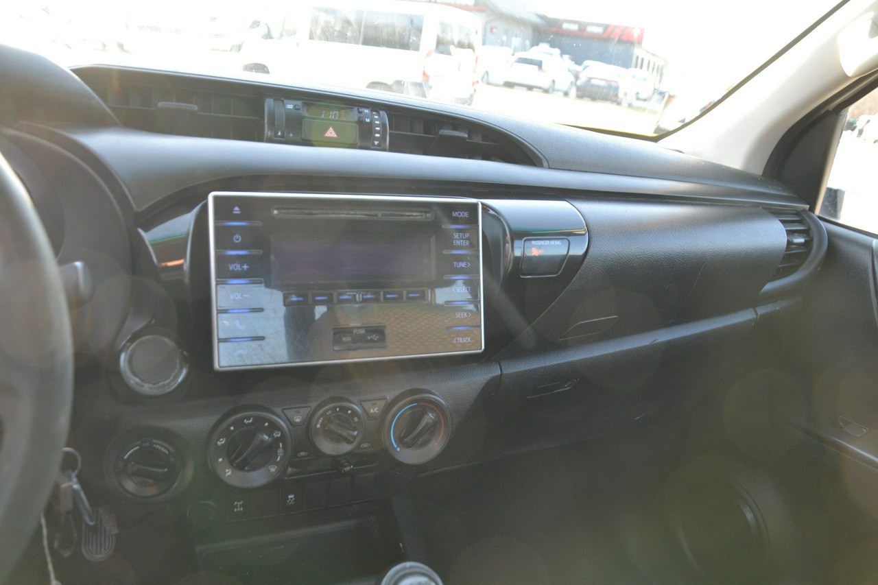 Toyota Hilux - obrazek 22
