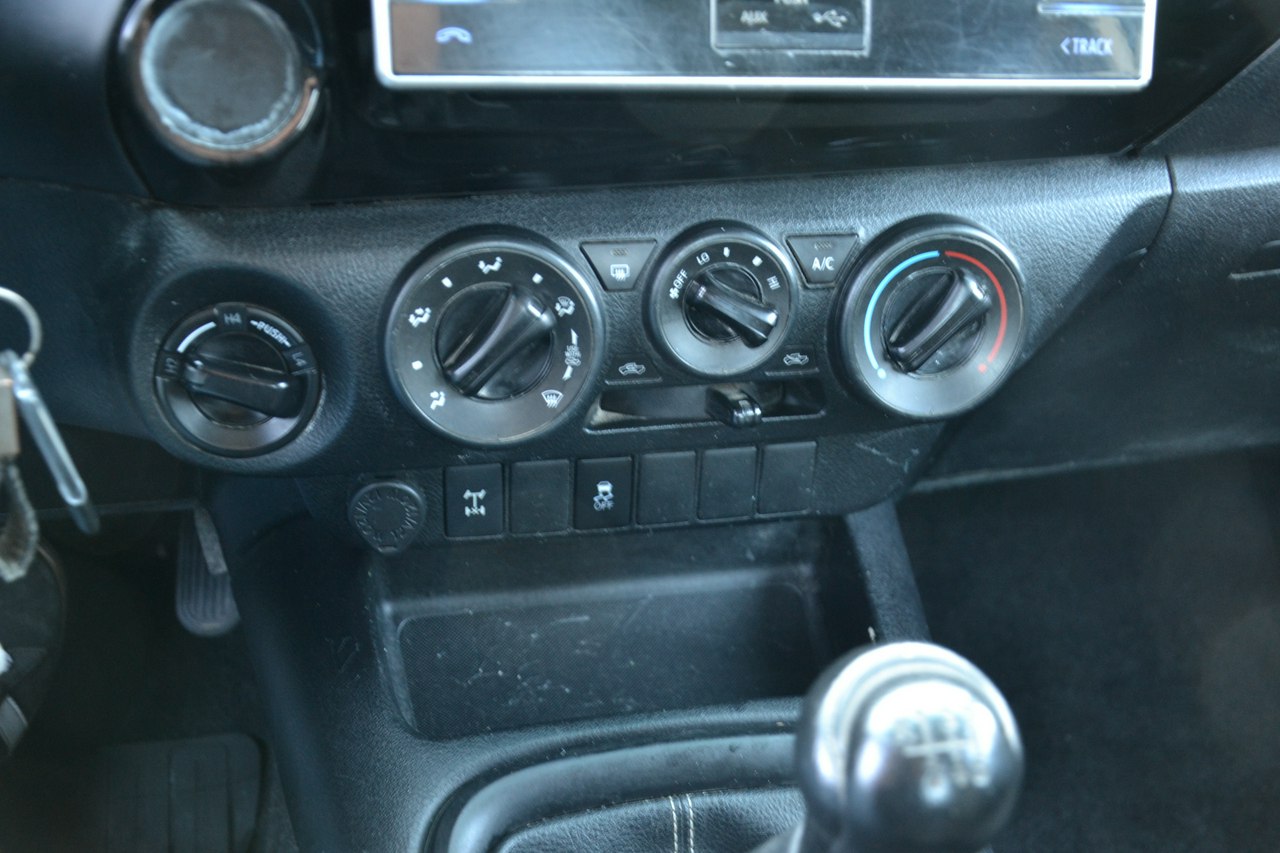 Toyota Hilux - obrazek 24