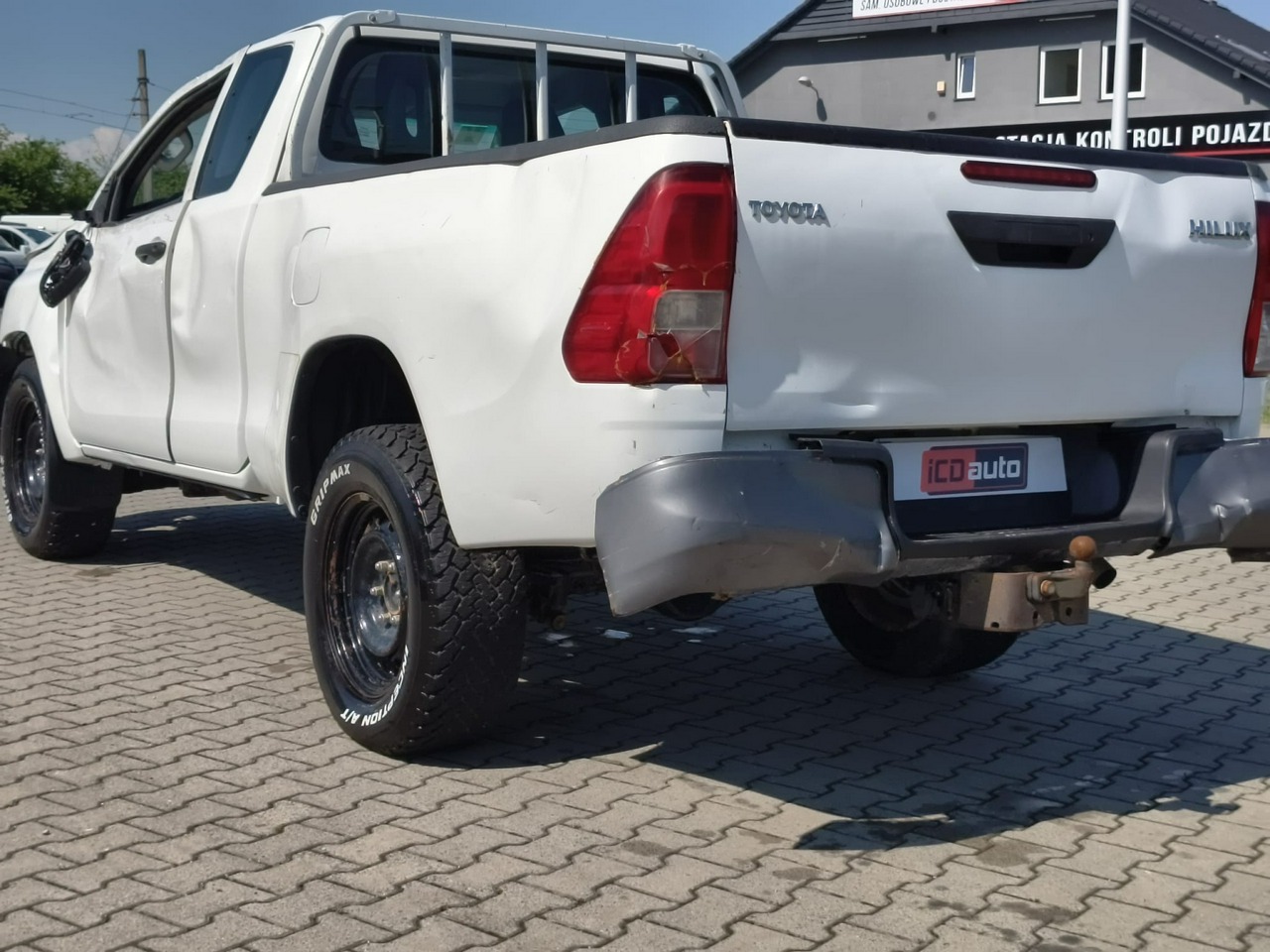 Toyota Hilux - obrazek 3