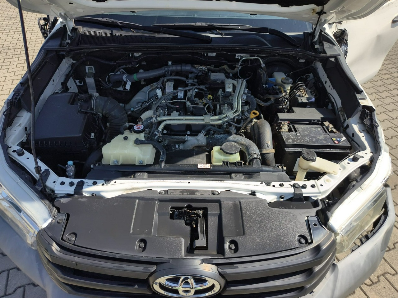 Toyota Hilux - obrazek 38