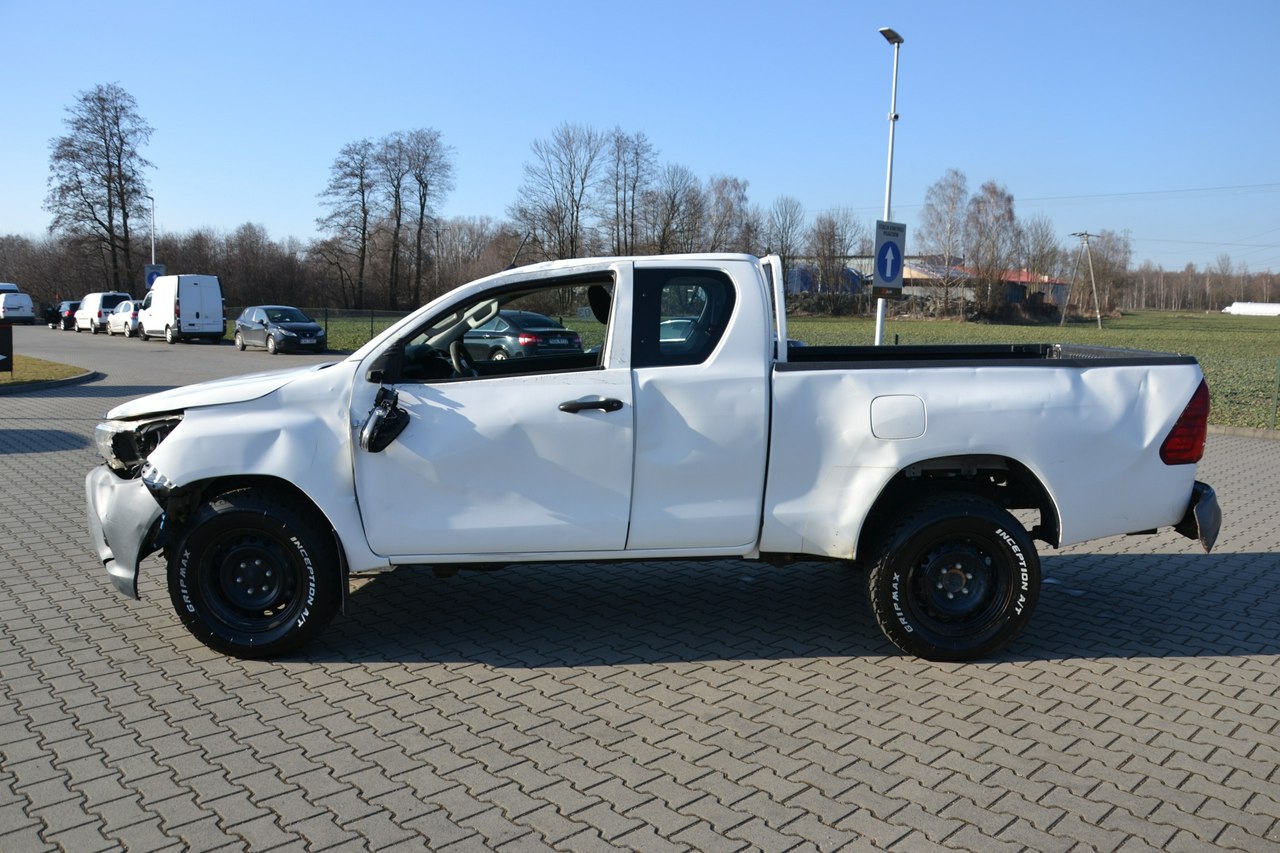 Toyota Hilux - obrazek 4