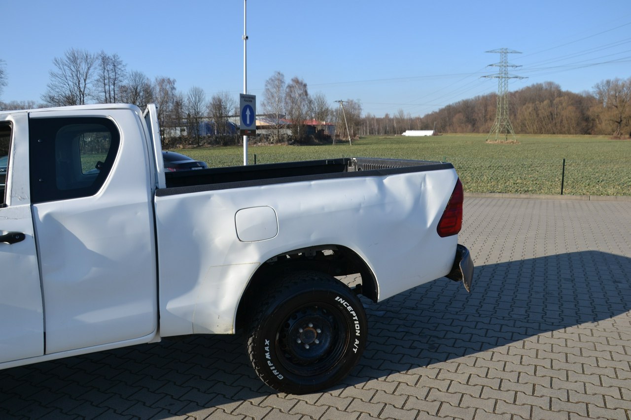 Toyota Hilux - obrazek 14