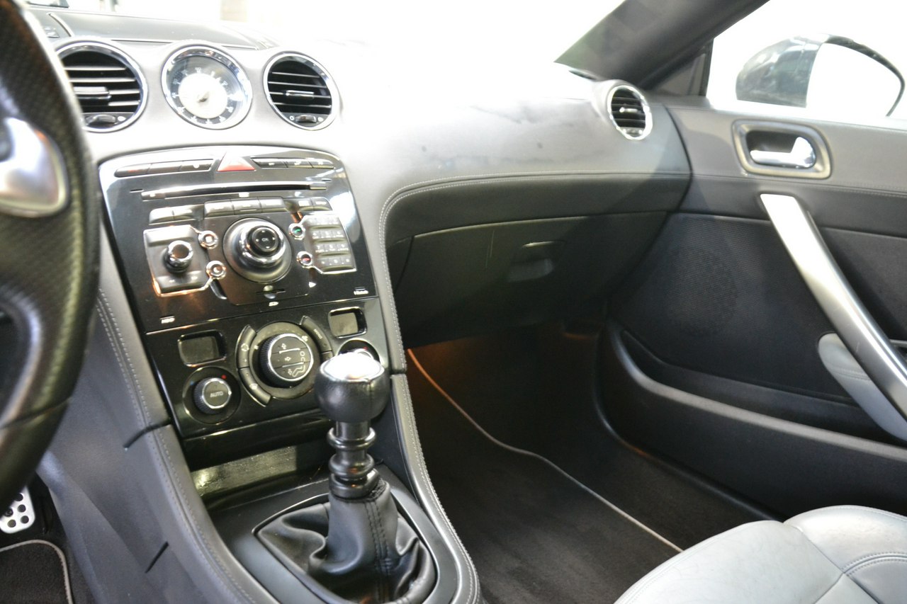 Peugeot RCZ - obrazek 13