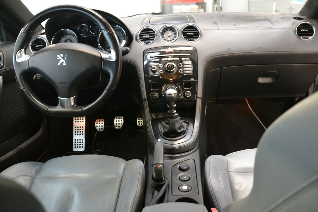 Peugeot RCZ - obrazek 11