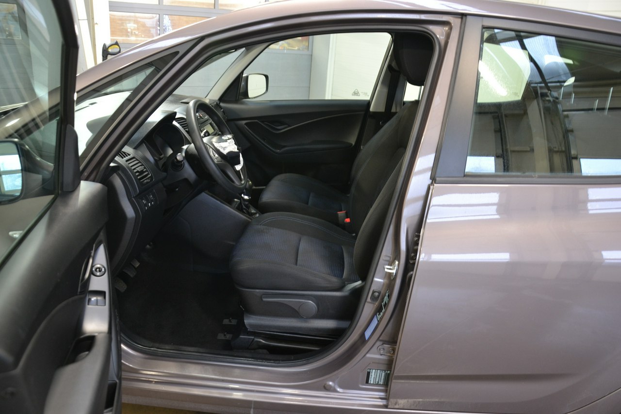 Hyundai ix20 - obrazek 18