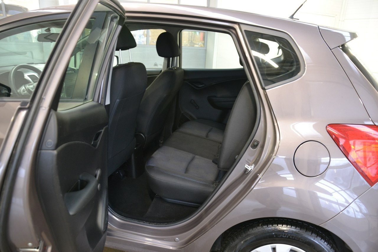 Hyundai ix20 - obrazek 22