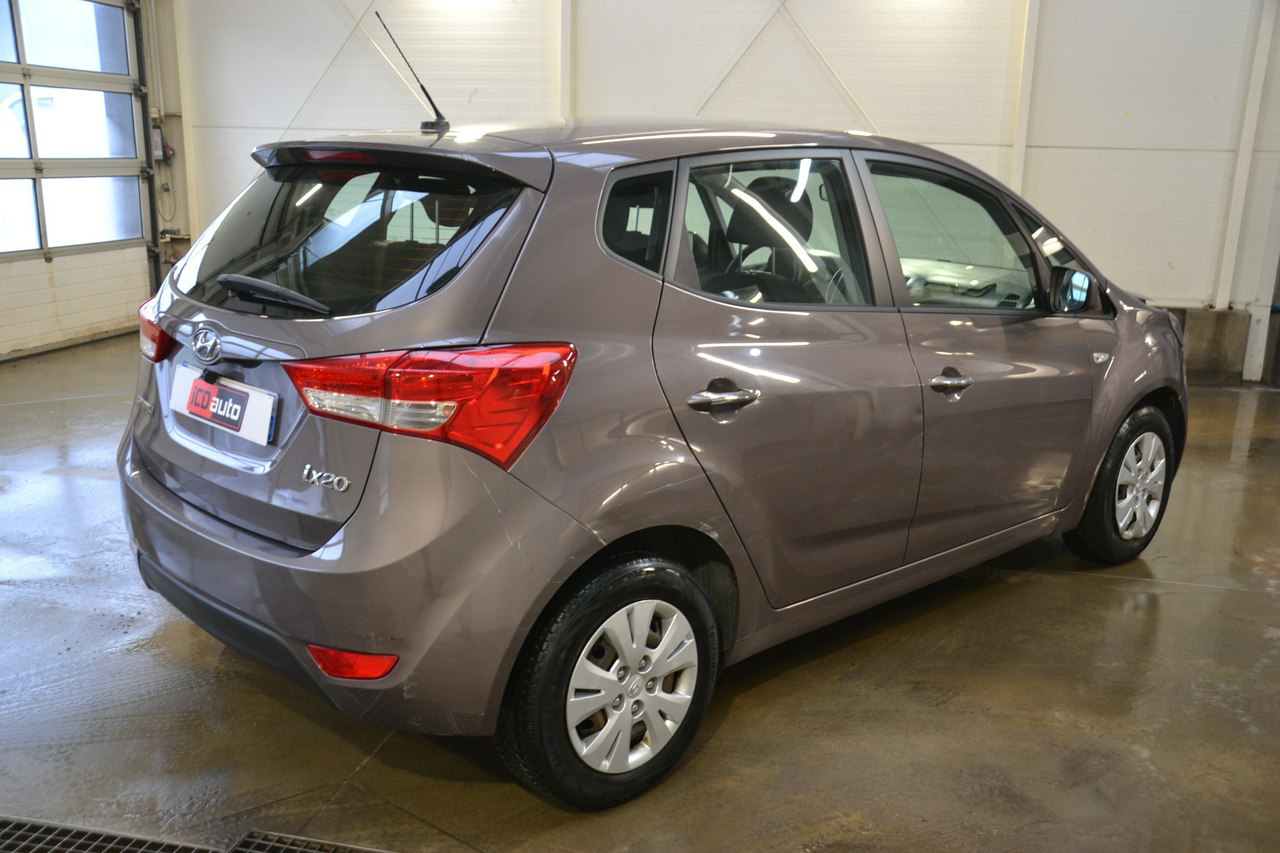 Hyundai ix20 - obrazek 7