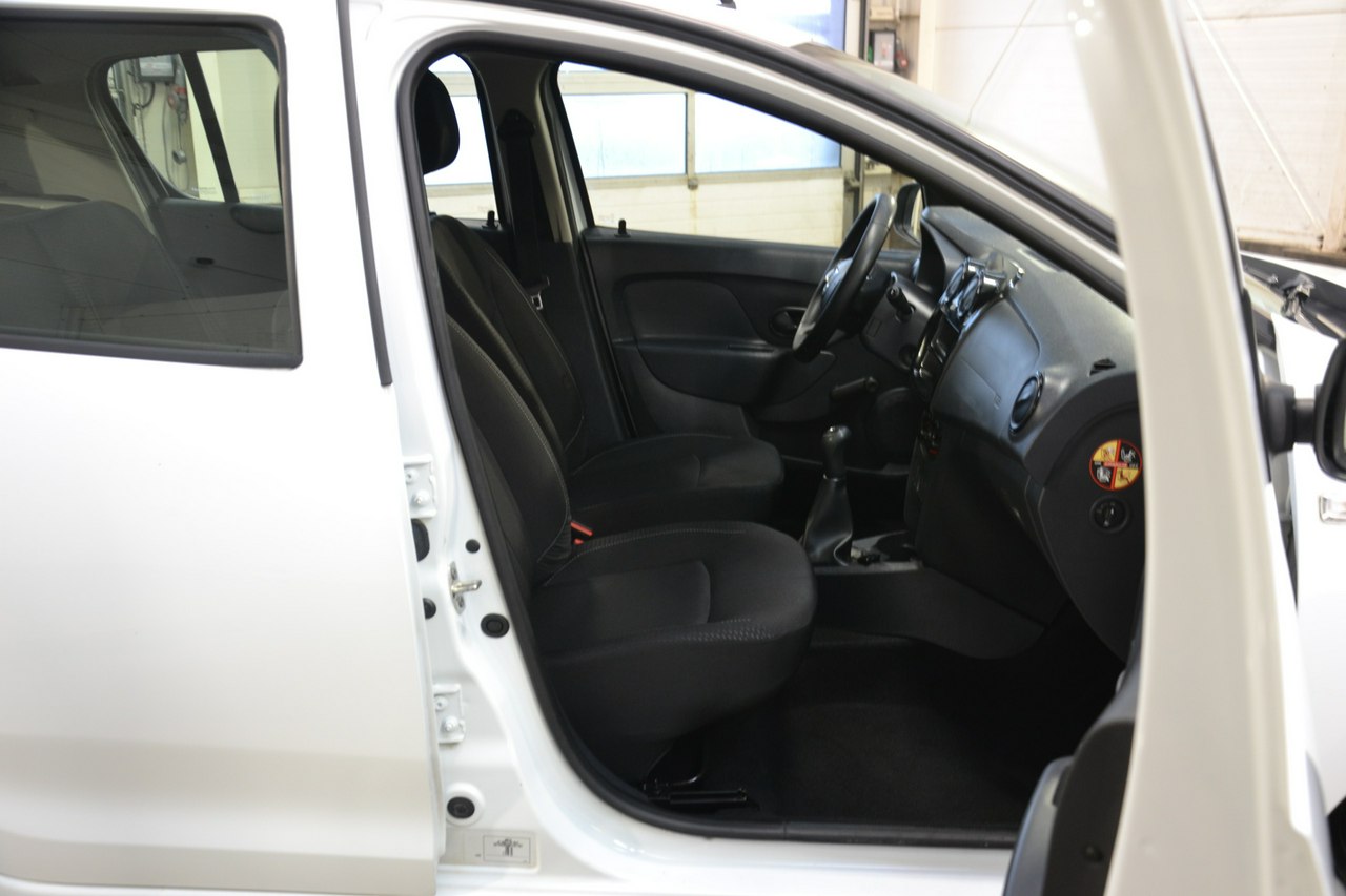 Dacia Sandero - obrazek 21