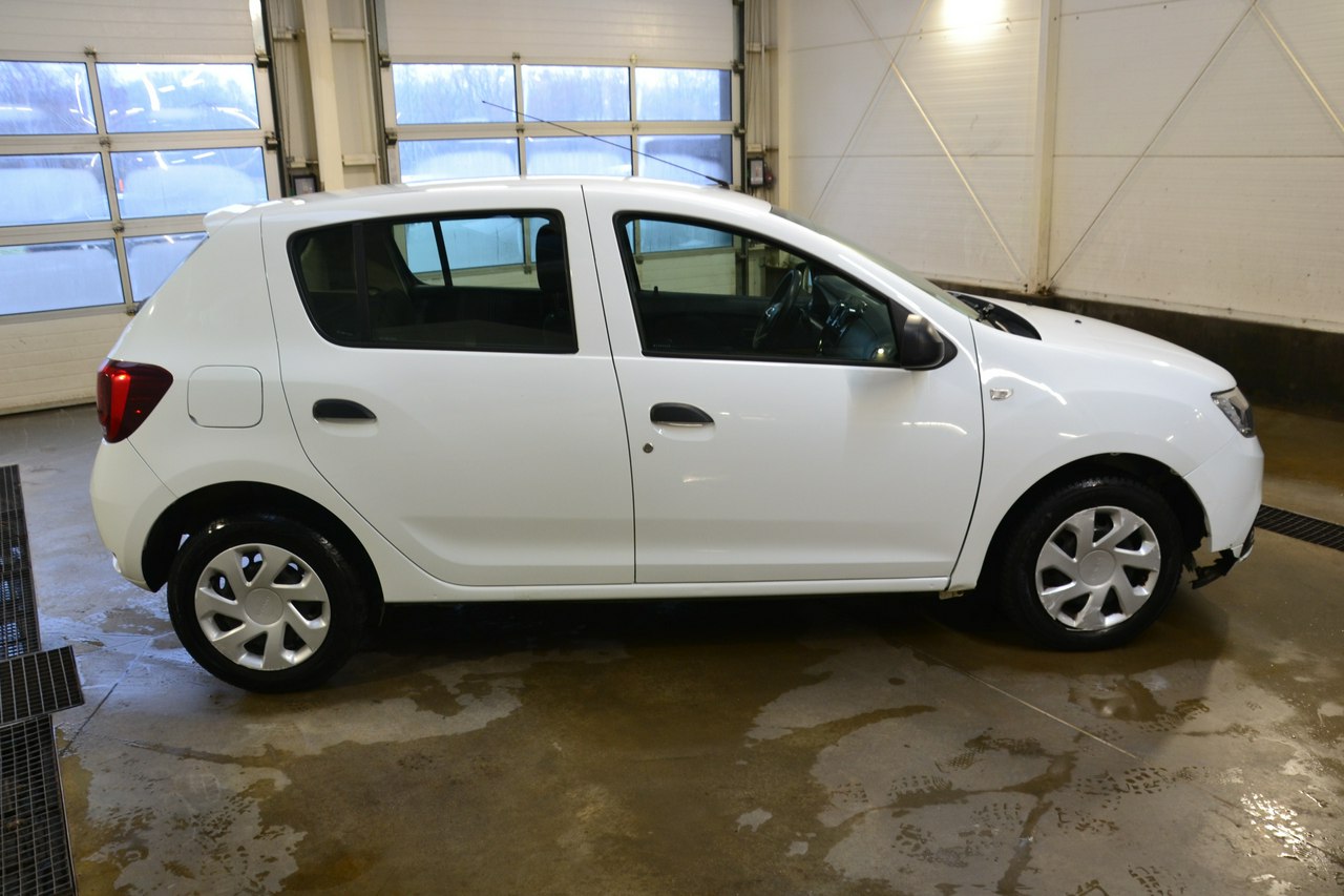 Dacia Sandero - obrazek 8