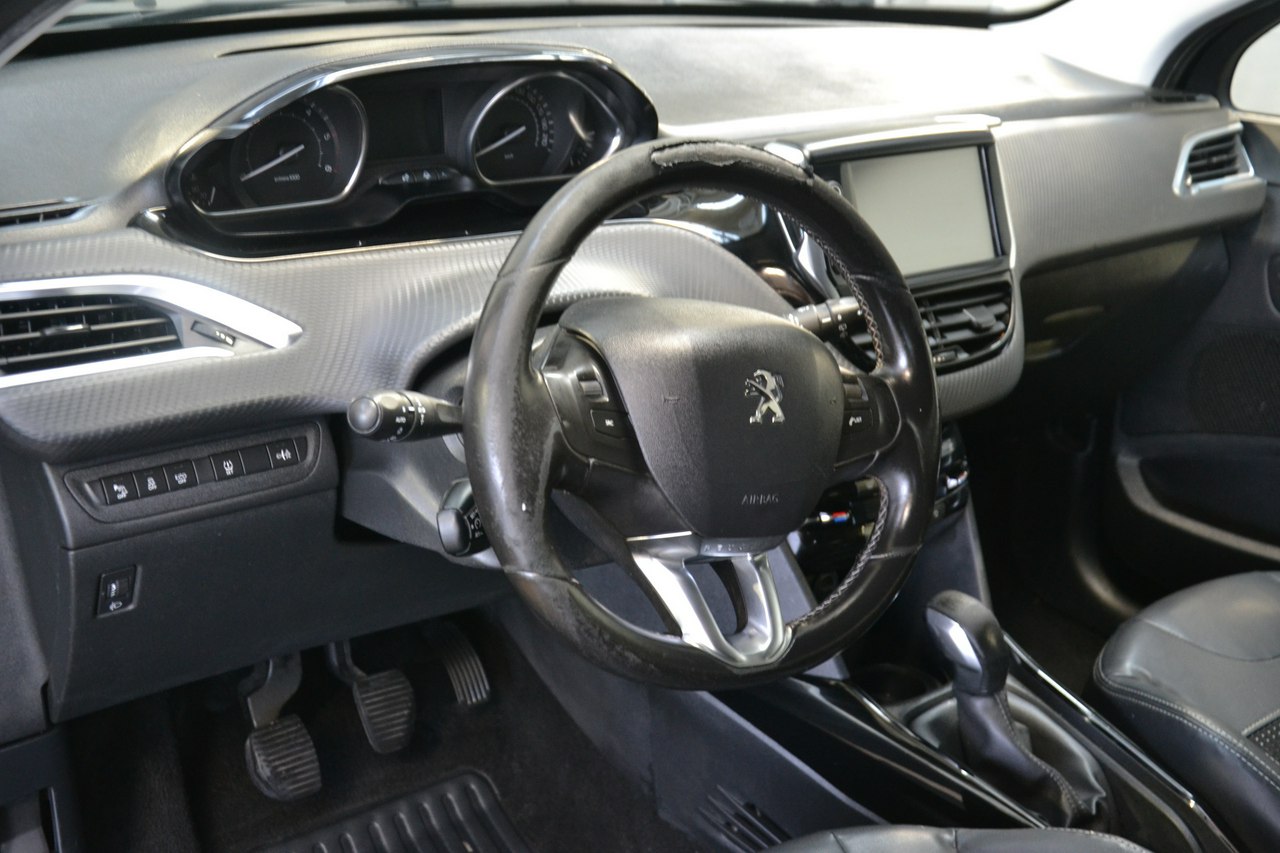 Peugeot 2008 - obrazek 16