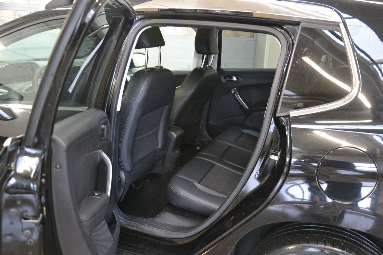 Peugeot 2008 - obrazek 22