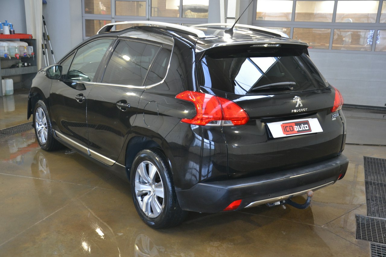 Peugeot 2008 - obrazek 5