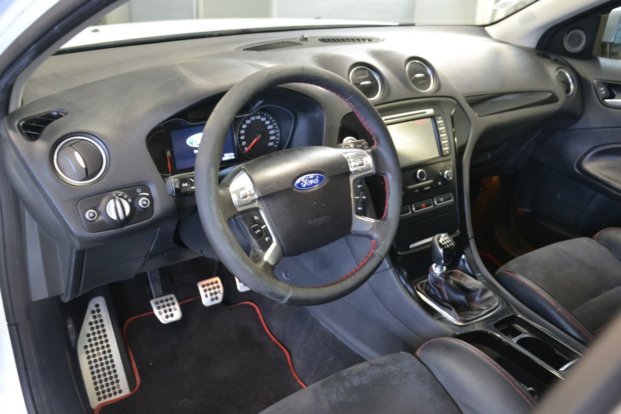 Ford Mondeo - obrazek 20