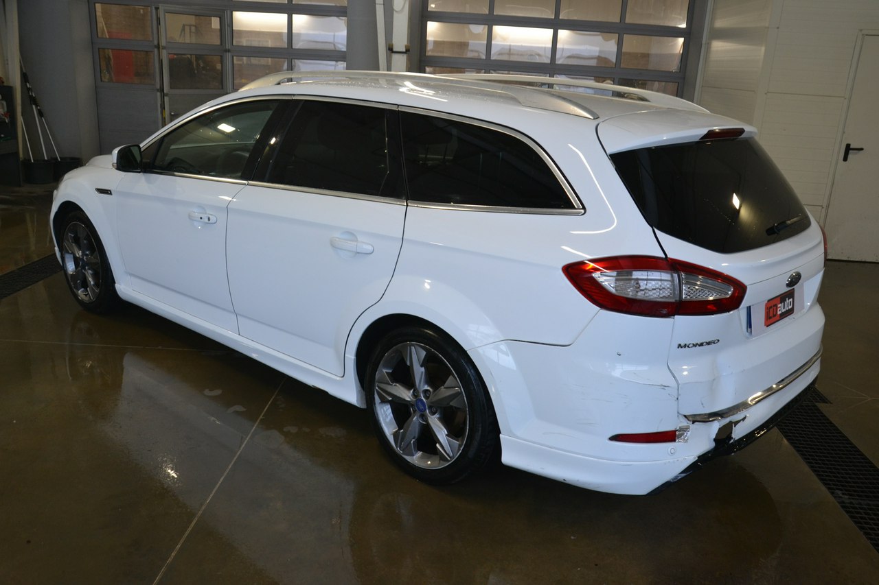 Ford Mondeo - obrazek 5