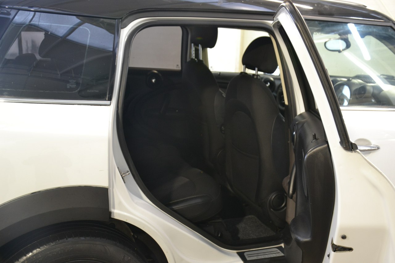 Mini Countryman - obrazek 17