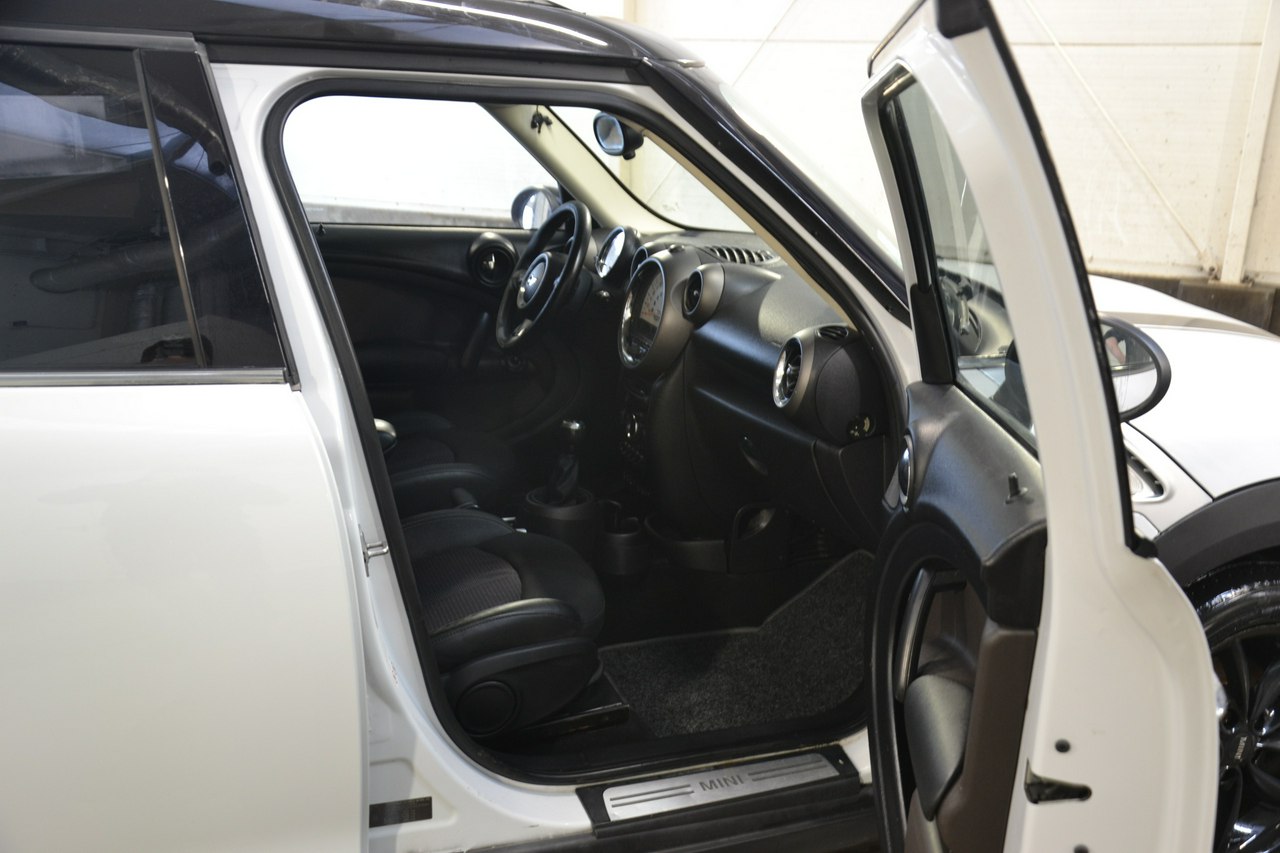 Mini Countryman - obrazek 19