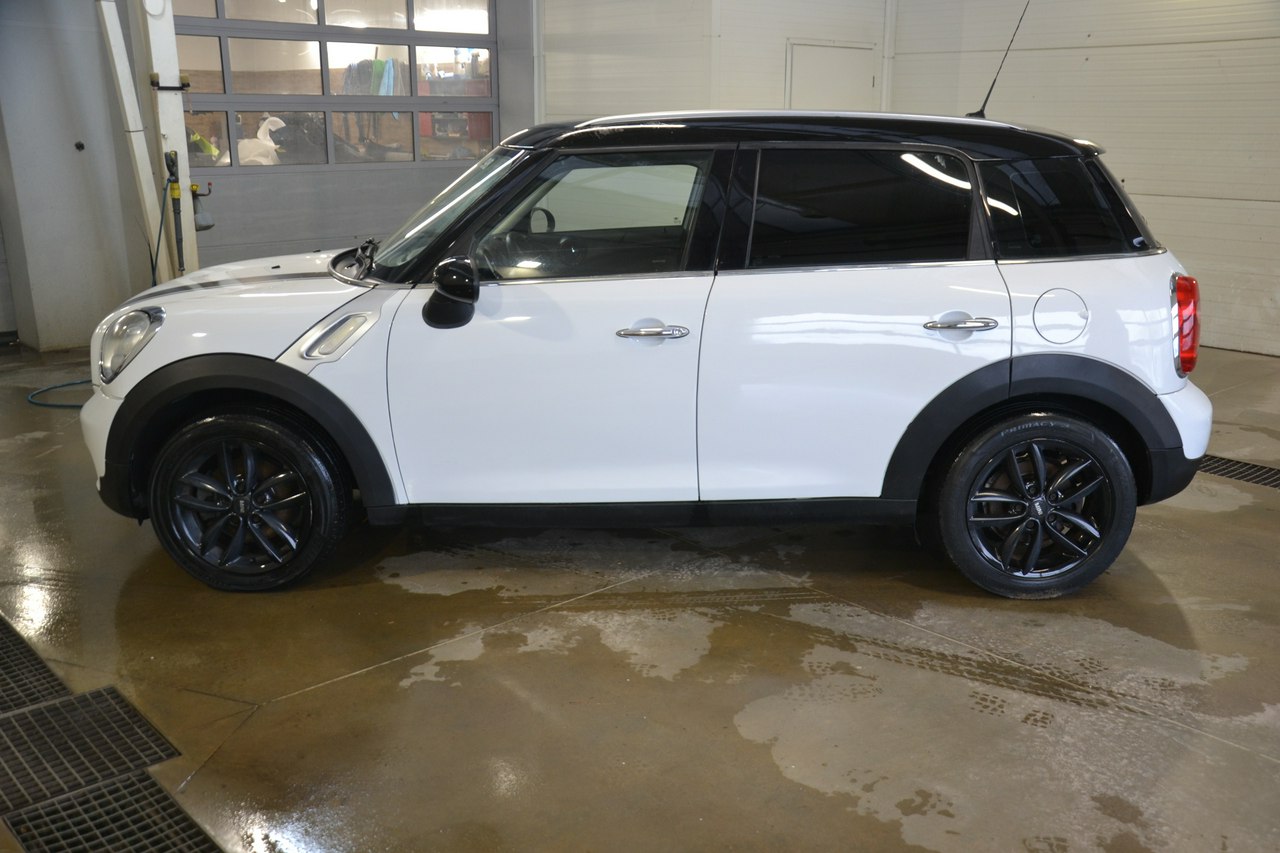 Mini Countryman - obrazek 4