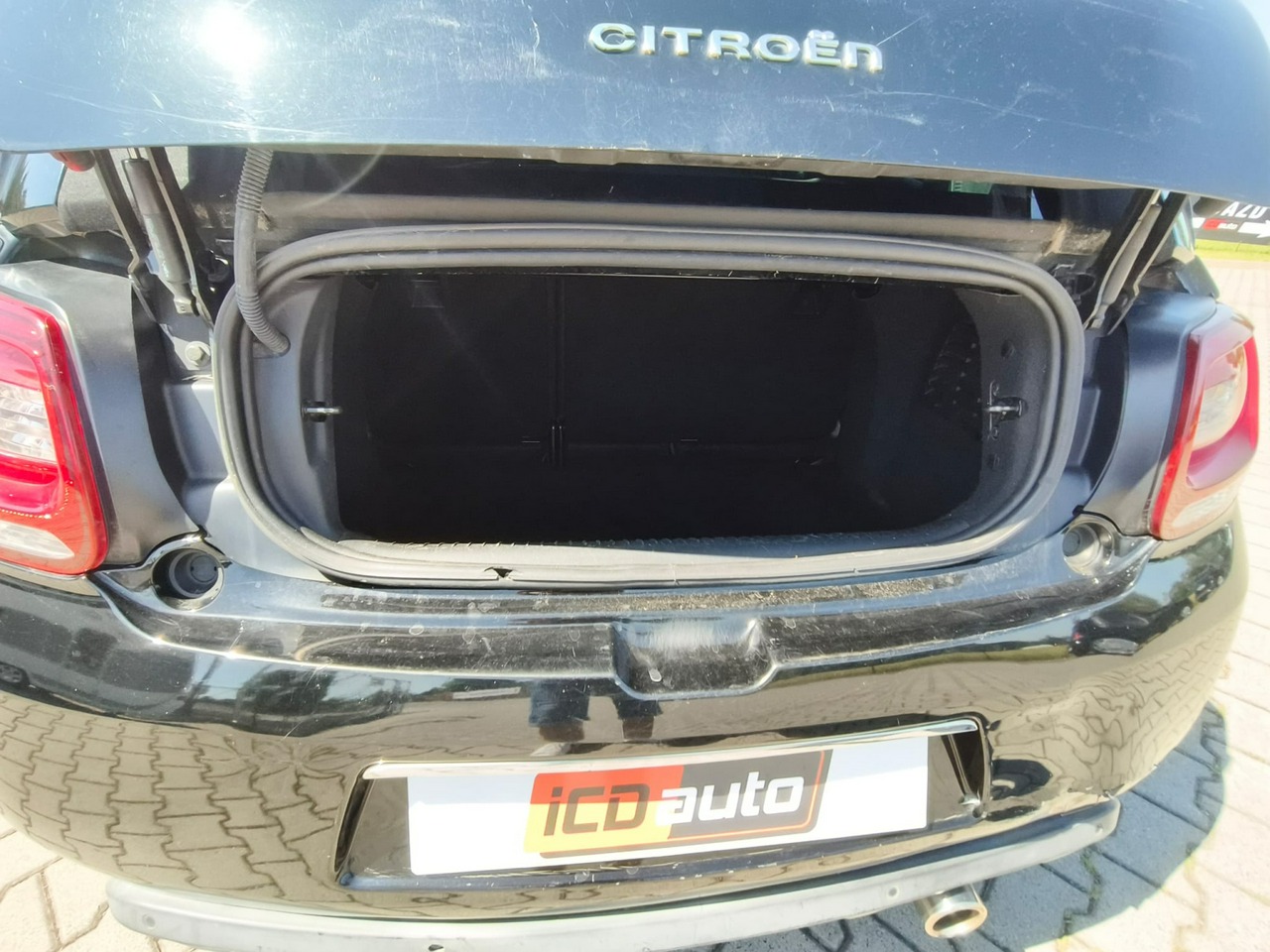 Citroen DS3 - obrazek 12