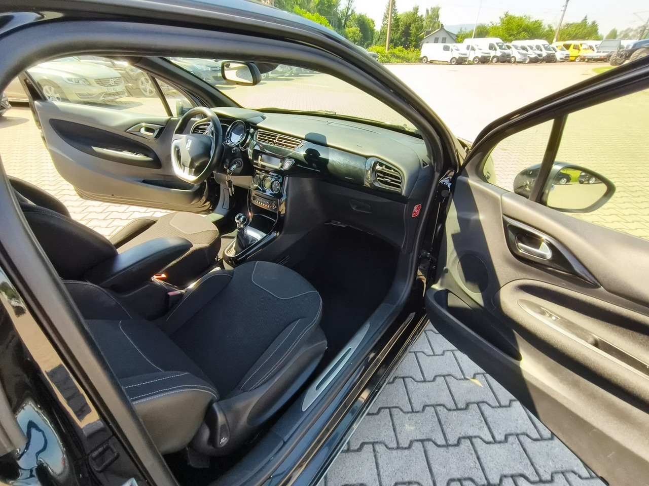 Citroen DS3 - obrazek 13