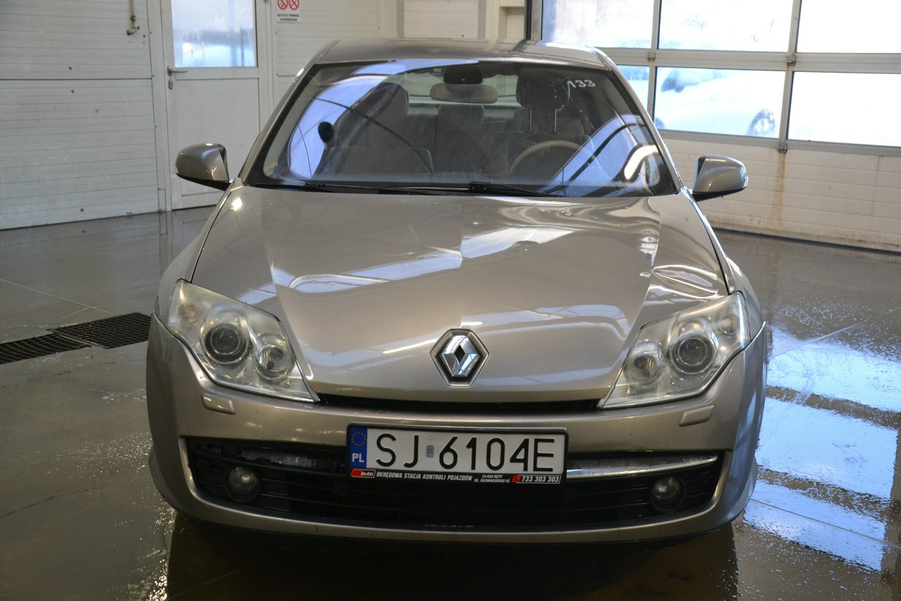 Renault Laguna - obrazek 2