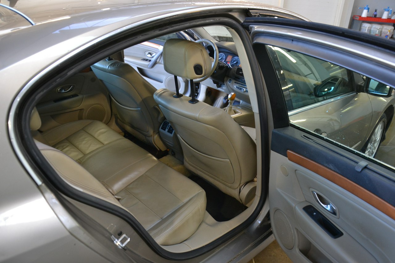 Renault Laguna - obrazek 26